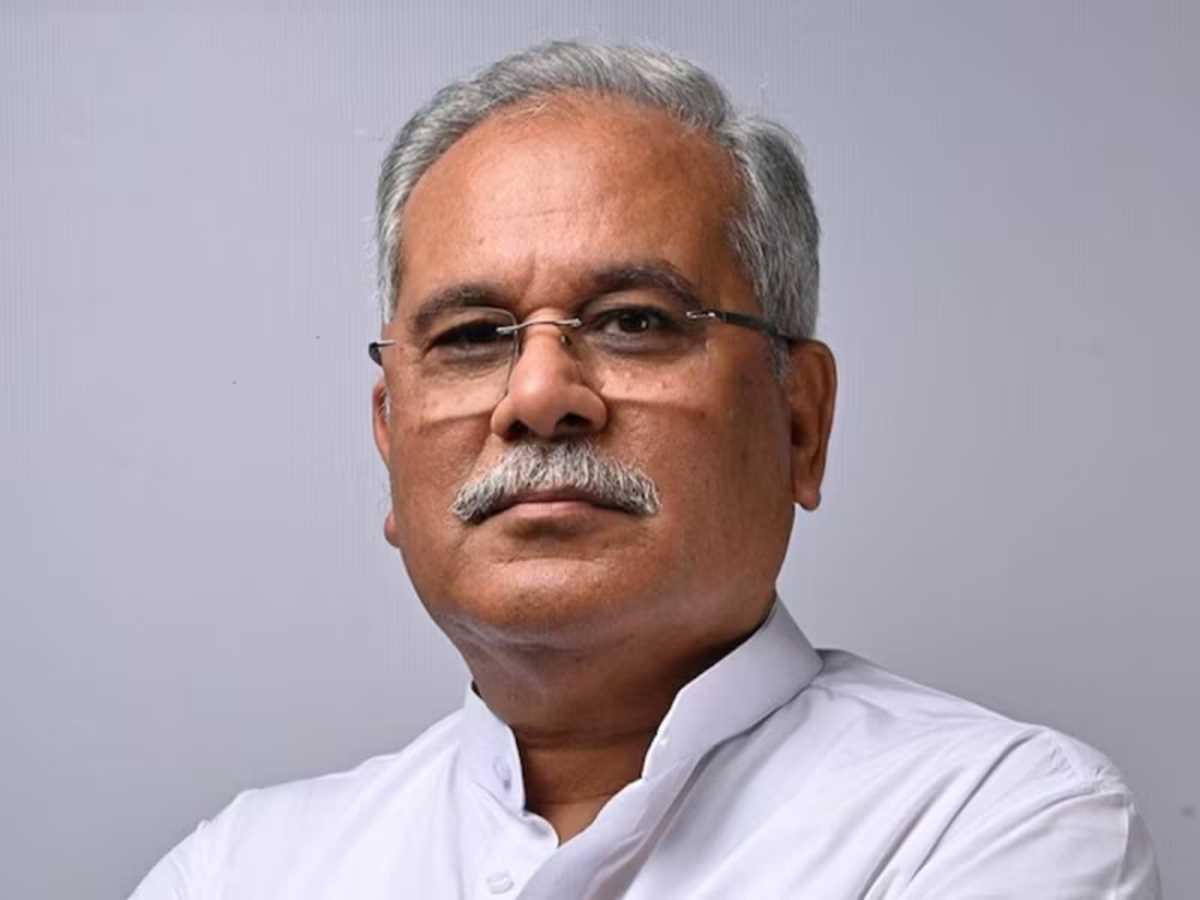 भूपेश बघेल ने मुकेश चंद्राकर की हत्या के लेकर सरकार पर उठाए सवाल, कहा- जो भ्रष्टाचार उजागर करेगा, वह नहीं है सुरक्षित